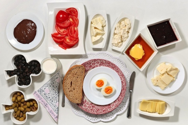 Что едят на завтрак дети со всего мира