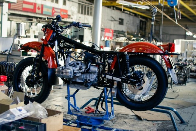 Как делают мотоциклы «Урал»