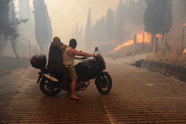 Лесные пожары в Греции