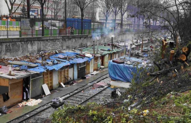 Цыганский лагерь в Париже