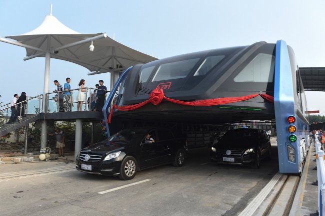 «Автобус будущего» из Китая
