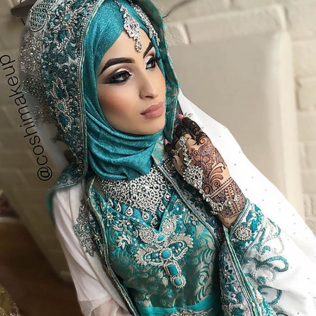 Красивые невесты в хиджабе
