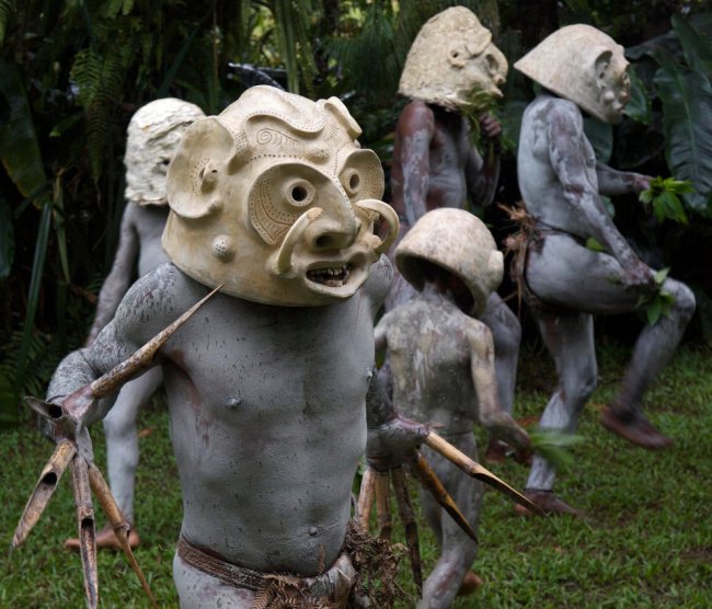 Грязевые люди из Папуа-Новая Гвинея