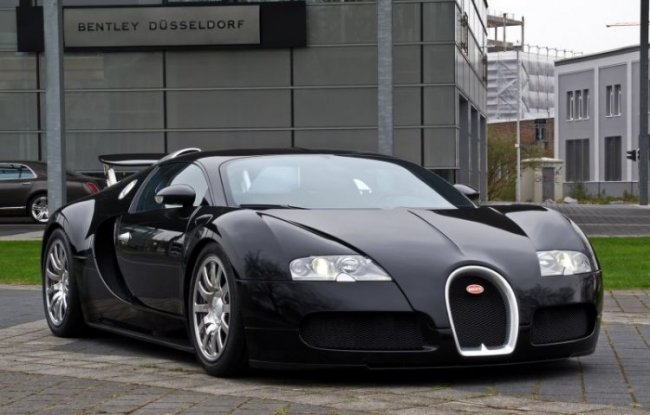 Кому Bugatti Veyron за жалкую штуку баксов?