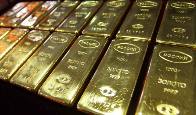 Золотые резервы России выросли в 2017 году на 223 тонны 