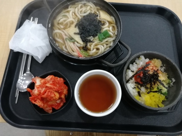 Чем питаются студенты в Южной Корее