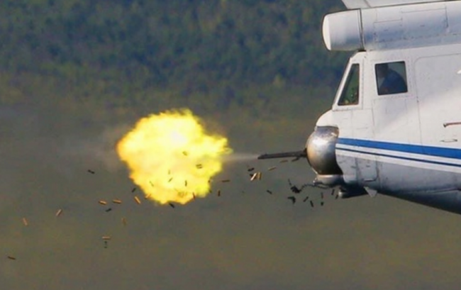 Зачем самолёту Ил-76 нужны две двуствольные автоматические пушки