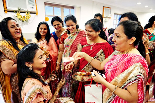 Как празднуют настоящую индийскую свадьбу