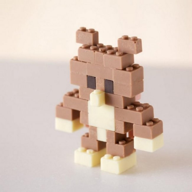 Шоколадные фигурки конструктора Лего