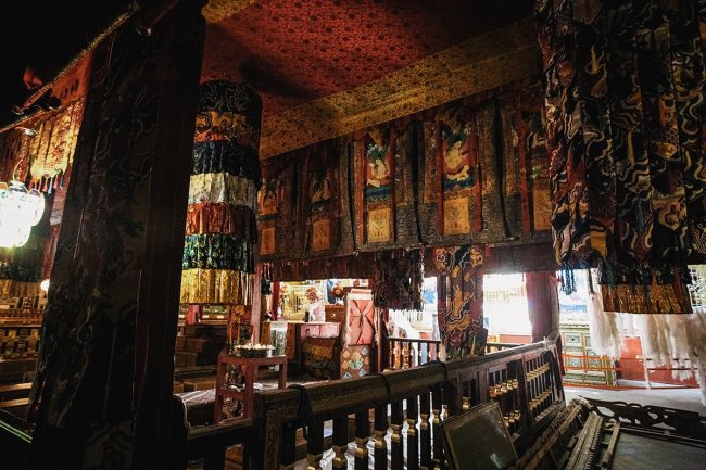 Экскурсия по жемчужине Тибета — Цурпху