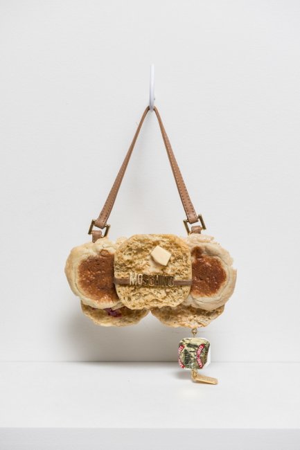 Женские сумочки из хлеба от Chloe Wise