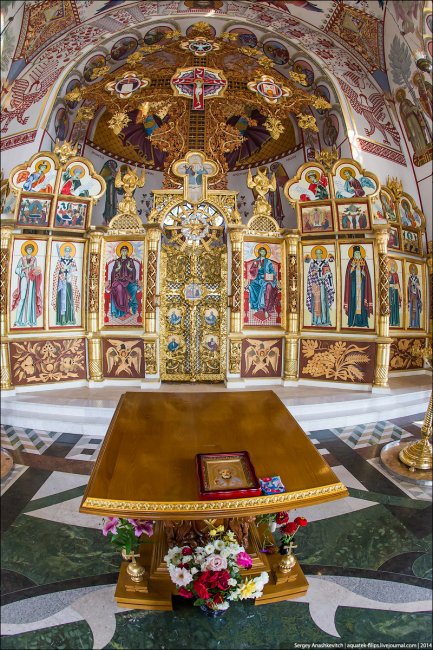 Храм Святителя Николая Мирликийского в Крыму