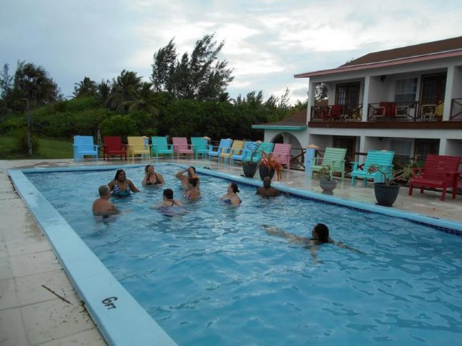 Отель для полных людей на Карибских островах
